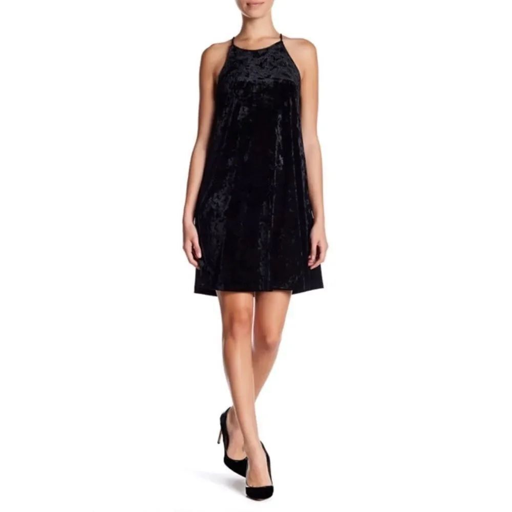 ✨HP✨ Long Sleever Shoulder Accented Dress✨